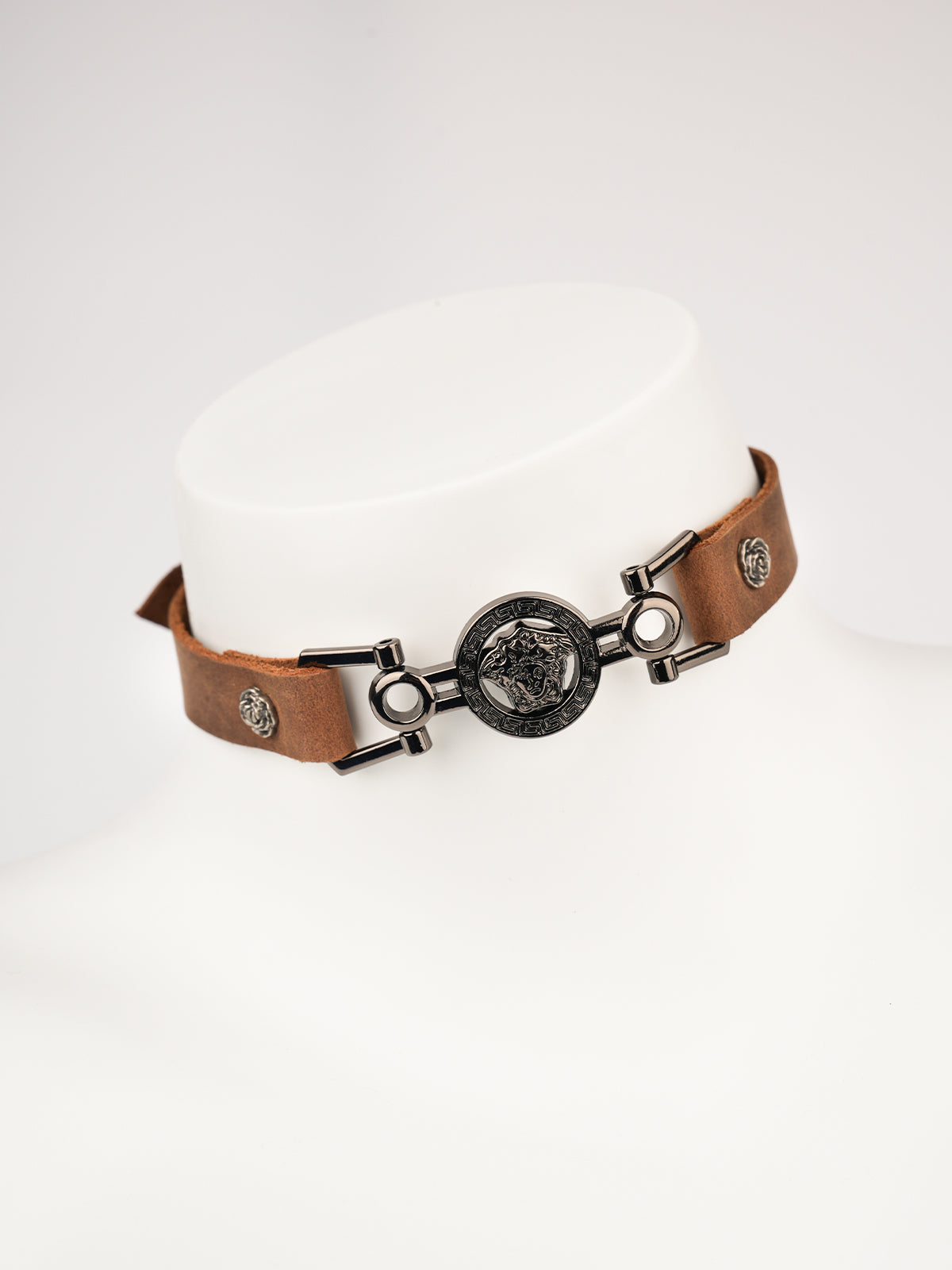 QIYE[Knight]Vintage Leather Metal Choker