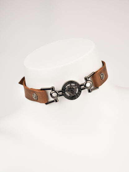 QIYE[Knight]Vintage Leather Metal Choker